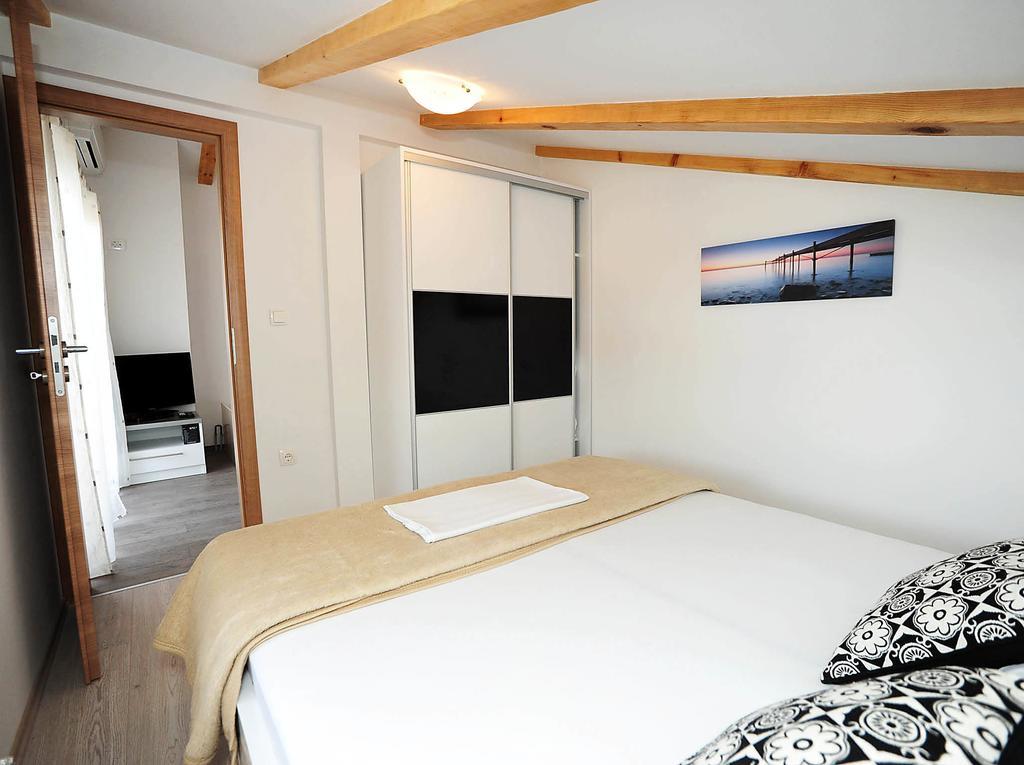 Apartments Klelija 자다르 객실 사진