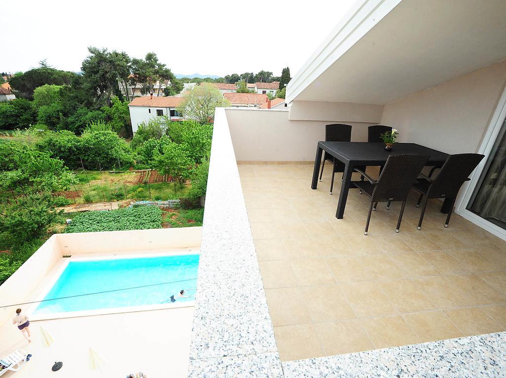 Apartments Klelija 자다르 객실 사진