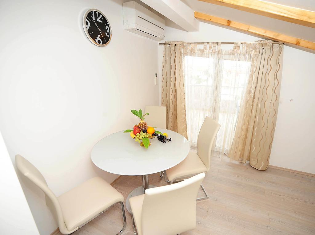 Apartments Klelija 자다르 객실 사진